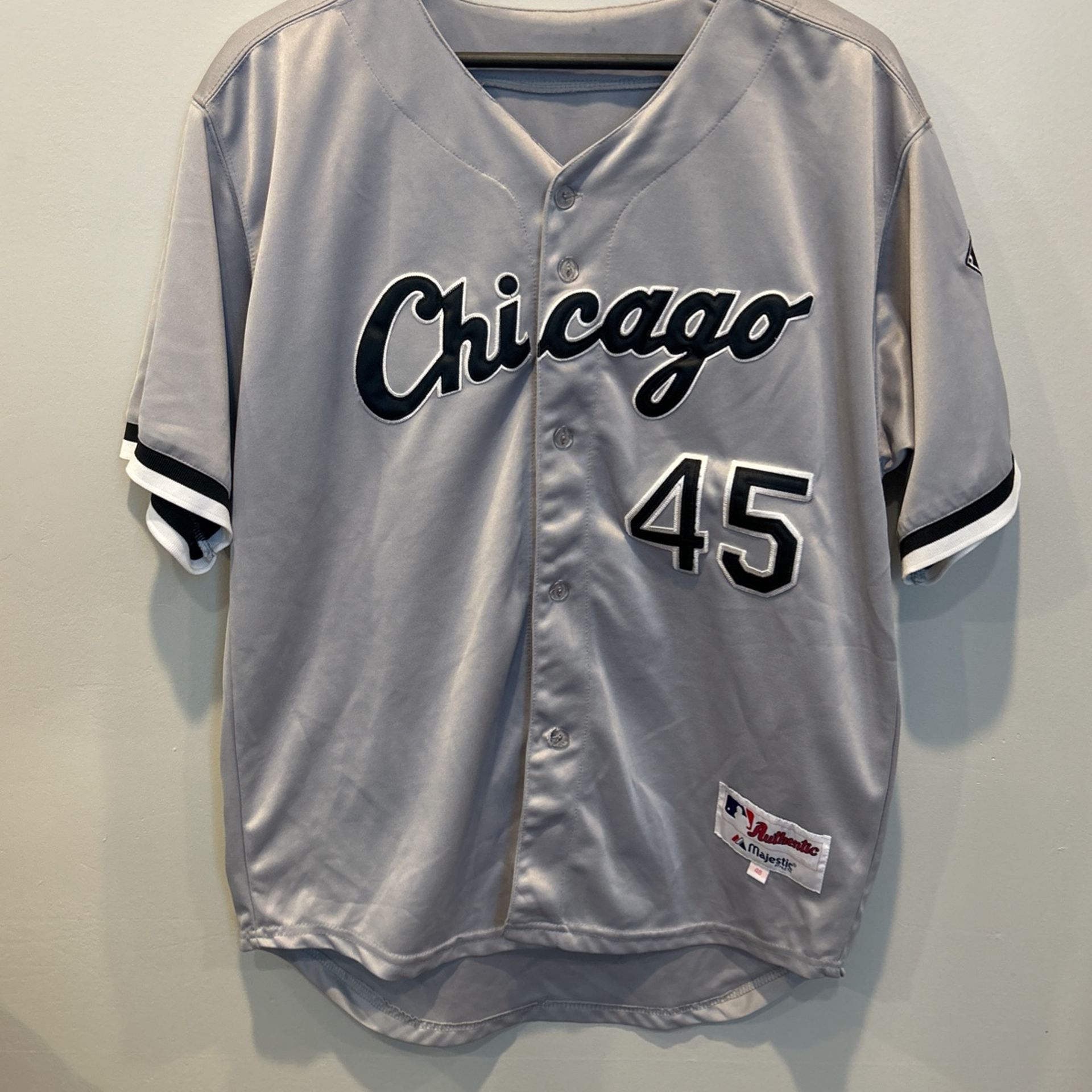 Michael Jordan White Sox Jersey for Sale in Pingree Grove IL OfferUp