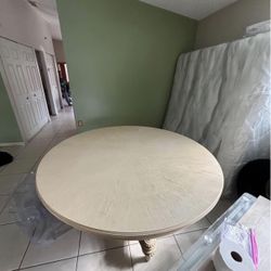 Dinning Room Table 