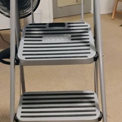 Ladder Cosco - Like new!