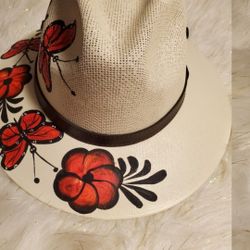 Hermoso sombrero artesanal 