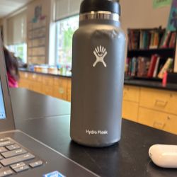 hydro flask water bottle