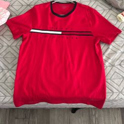 Tommy Hilfiger Tee