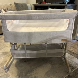 Besrey bassinet $50/ 4 moms mamaroo baby swing seat $80/ 1steps adjustable walker $40/ baby seat $20  Would prefer to sell everything at once for $150