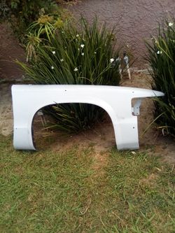 Fender for brougham Fleetwood 93-96