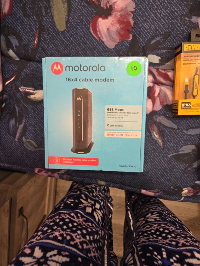 Motorola MB7420 Cable Modem