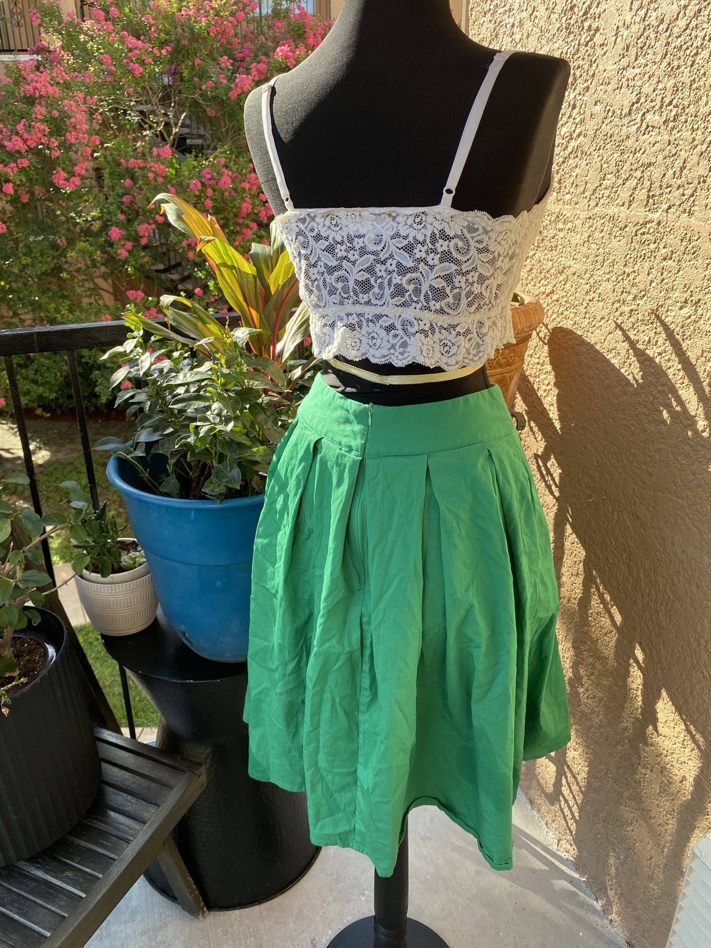 Summer Ready Green Midi Skirt And Lace Crop