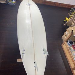 Mid Length Infinity Surfboard