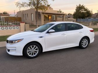 🚗 2018 Kia Optima – Low Miles 🔥