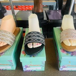 Beautiful Woman Shoes $10