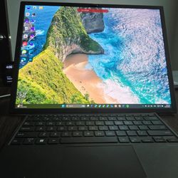 Zenbook 17 Fold OLED