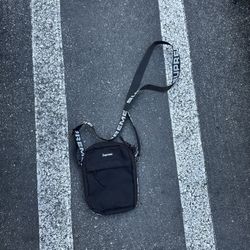 supreme shoulder bag (ss18)