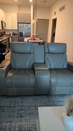Sofas/reclyners