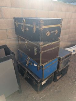 30" Essential Foot Locker Storage Boxes