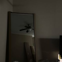 IKEA hover Mirror 