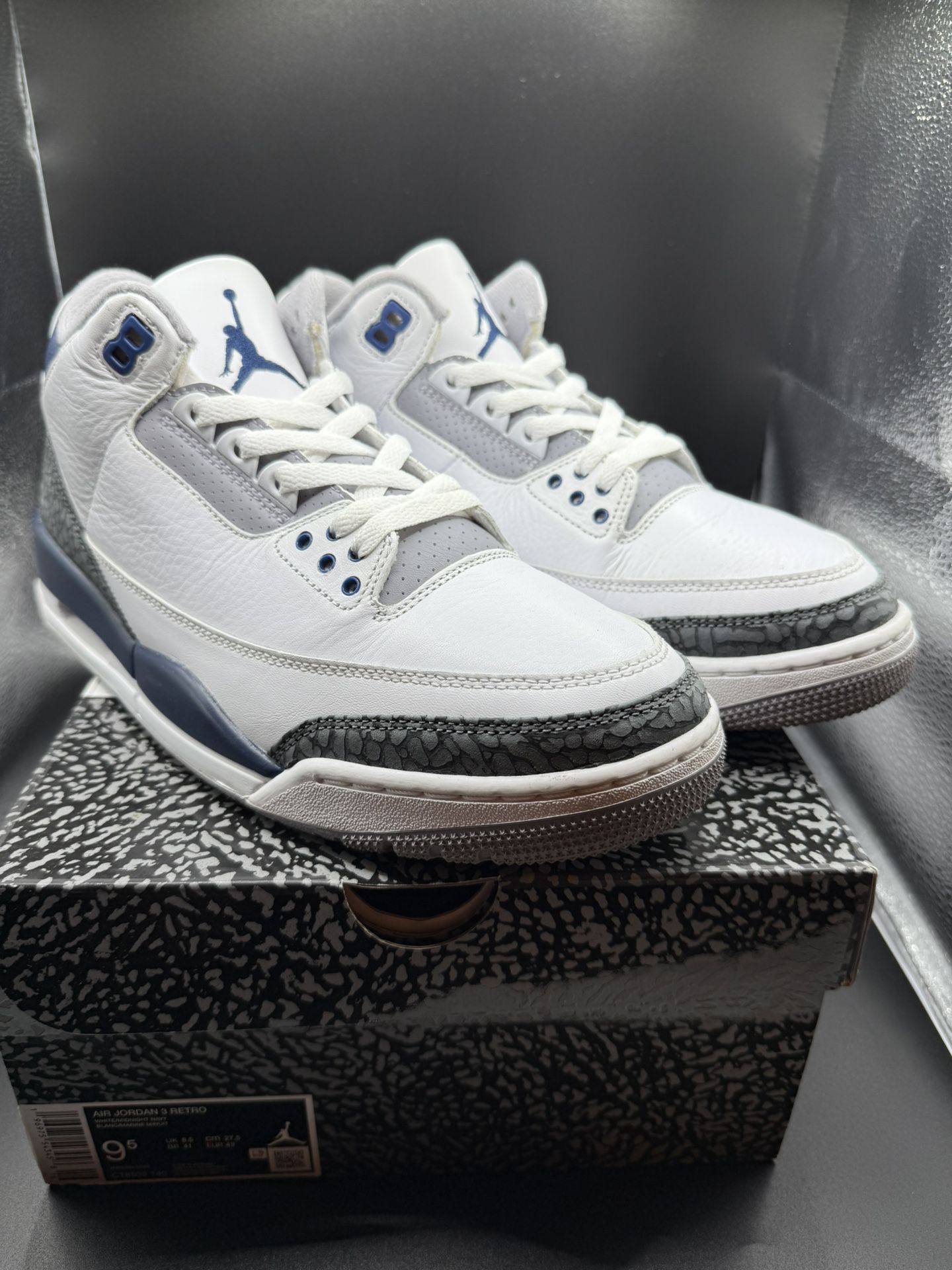 Jordan 3 Retro Midnight Navy Men's Sneakers Size 9.5 (CT8532-140)