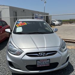 Hyundai Accent 