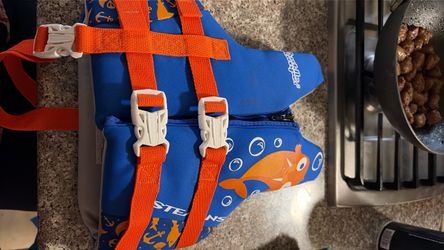Child blue and orange life vest  30-50lbs