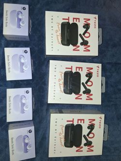 NEW beats  $40 Each Set tezo earbuds $20 each set  Firm Price  Beats Earbuds $40 each set the othere sets are $20 each set