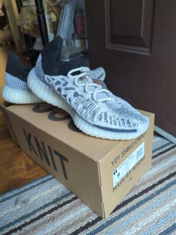 Yeezy 350V2 CMPCT size 9