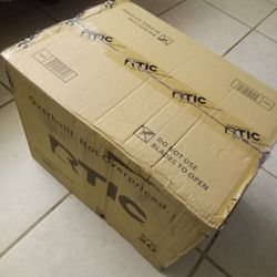 20q Rtic Hard Shell Cooler $110 !! White Color