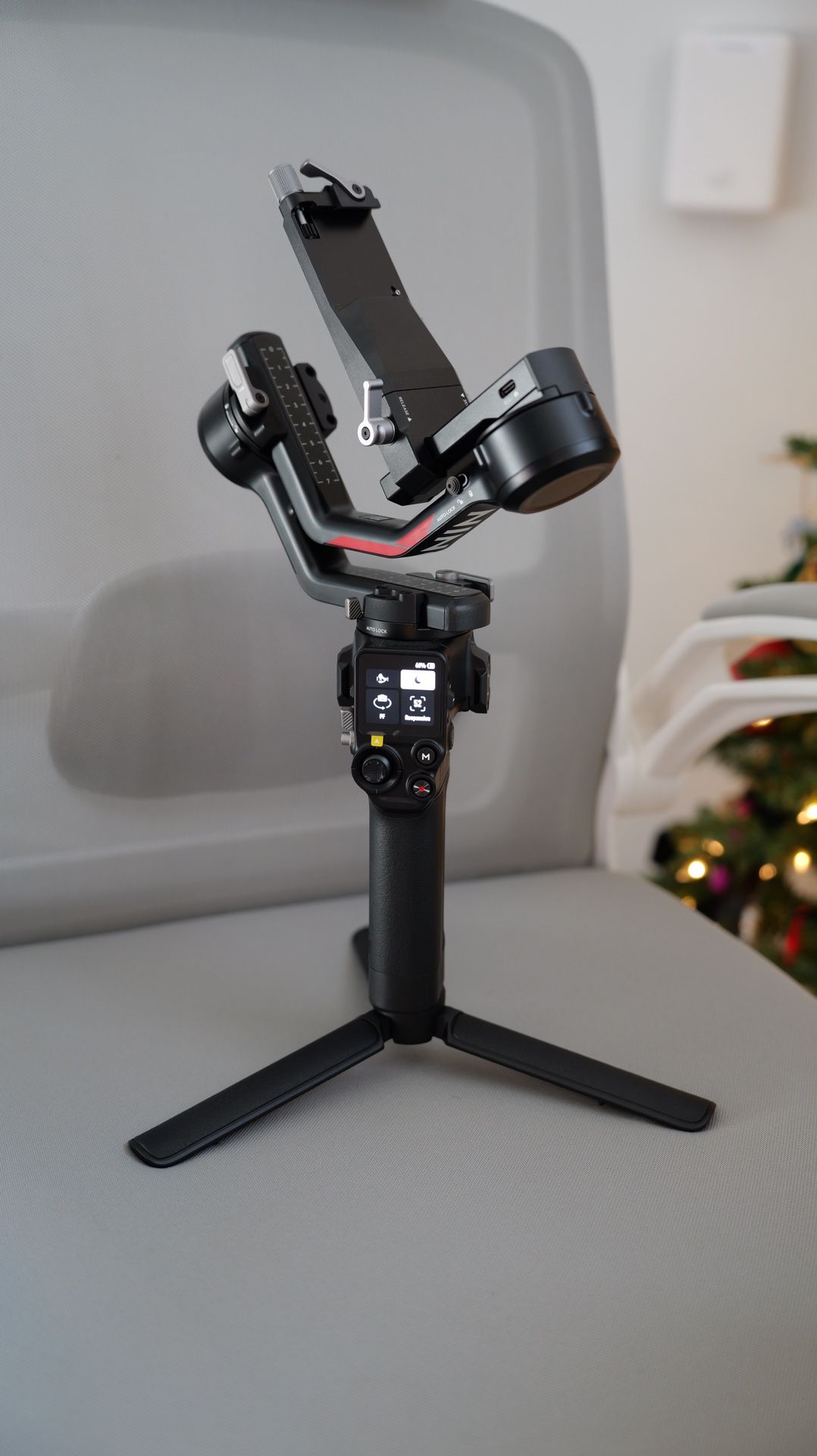 DJI RS 4 Gimbal Combo