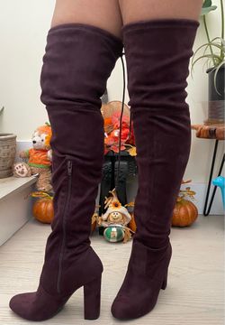 High Boots Size 7 . Used once $15 cash only