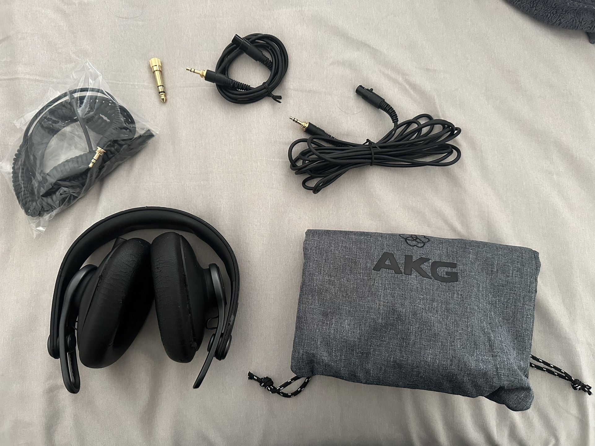 Akg K371 Audiophile Headphones