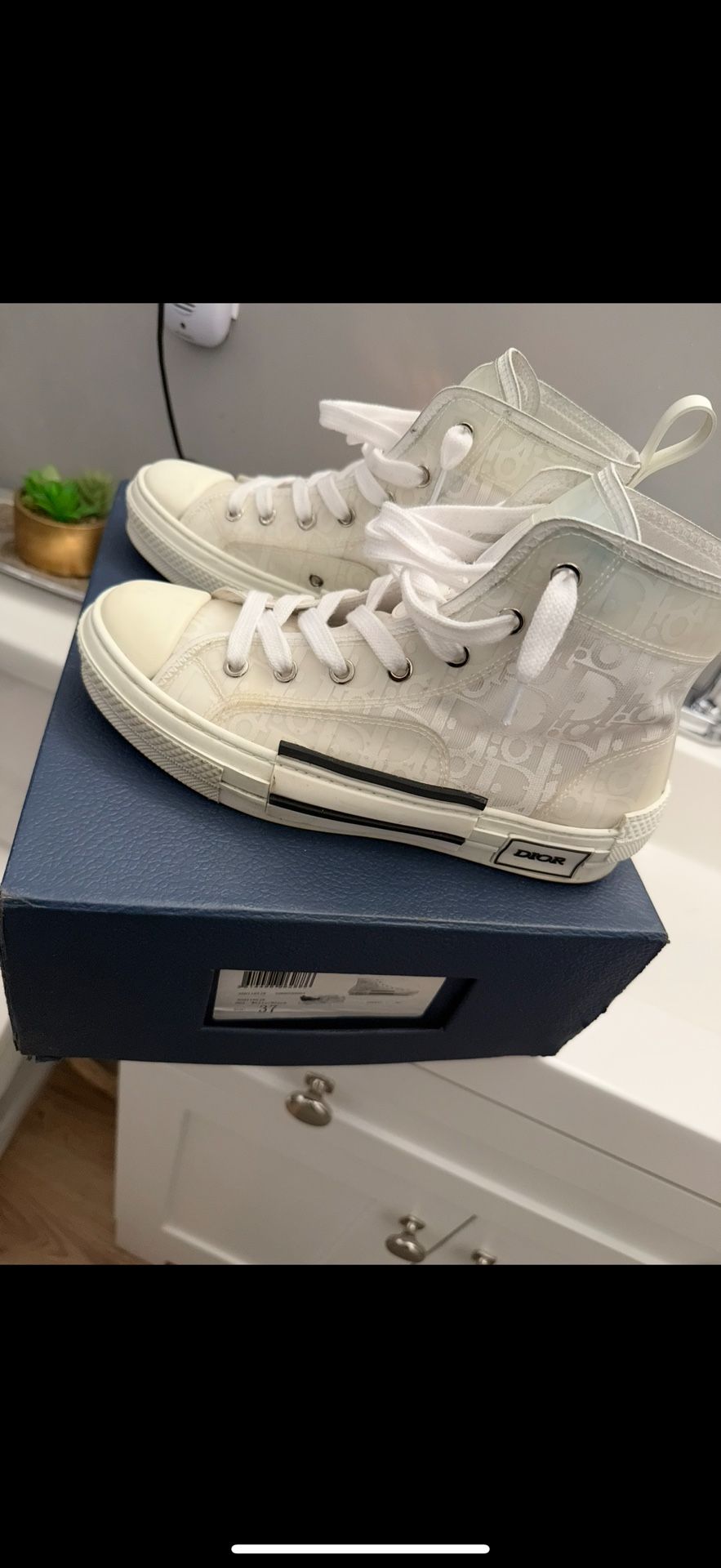 Dior Converse Super Authenic Size 37(6y)