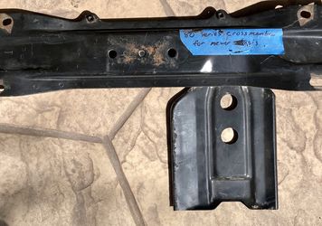 FZJ80 Crossmember -Excellent Condition
