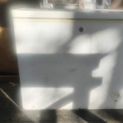 Freezer Model Number F C M 7 S K A W W