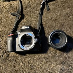Nikon D5100 & Camera Bag + Accessories