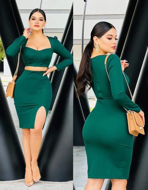 New Woman's 2 Piece Set Available In Size Small  And Large 