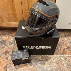 Harley Davidson 120 anniversary helmet with Sena Spider ST1