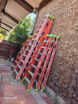 Escaleras 12ft $200,,,8ft $120,,,4ft plataforma $110