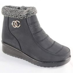 snow boots