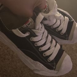 MMY Shoes 7.5in men 9 in women 