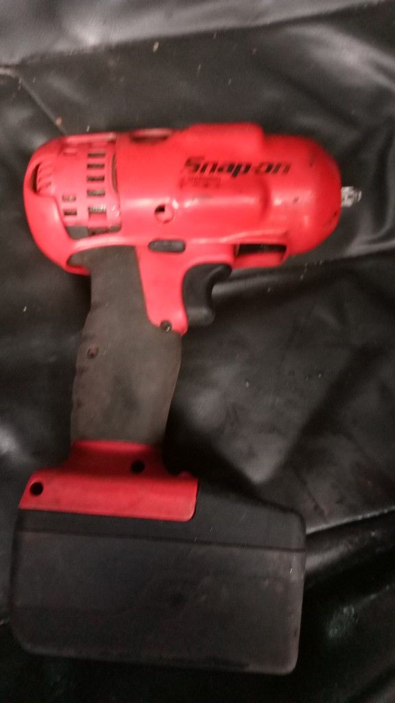 Snap On 1/2 @ 3/8 Drive Impacts