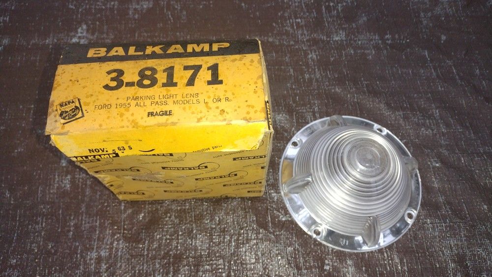 NAPA BALKAMP NOS Parking Light Lens FORD 1955 all Pass. Models L or R