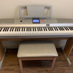 Yamaha DGX-505 Portable Grand Electric Piano – Excellent Condition!