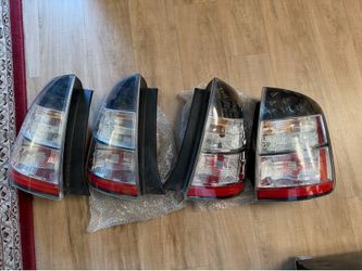 2004, 2008 Toyota Prius tail light assemblies