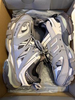 Balenciaga shoes size 39