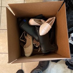 Lot Of Woman’s Shoes Size 9w
