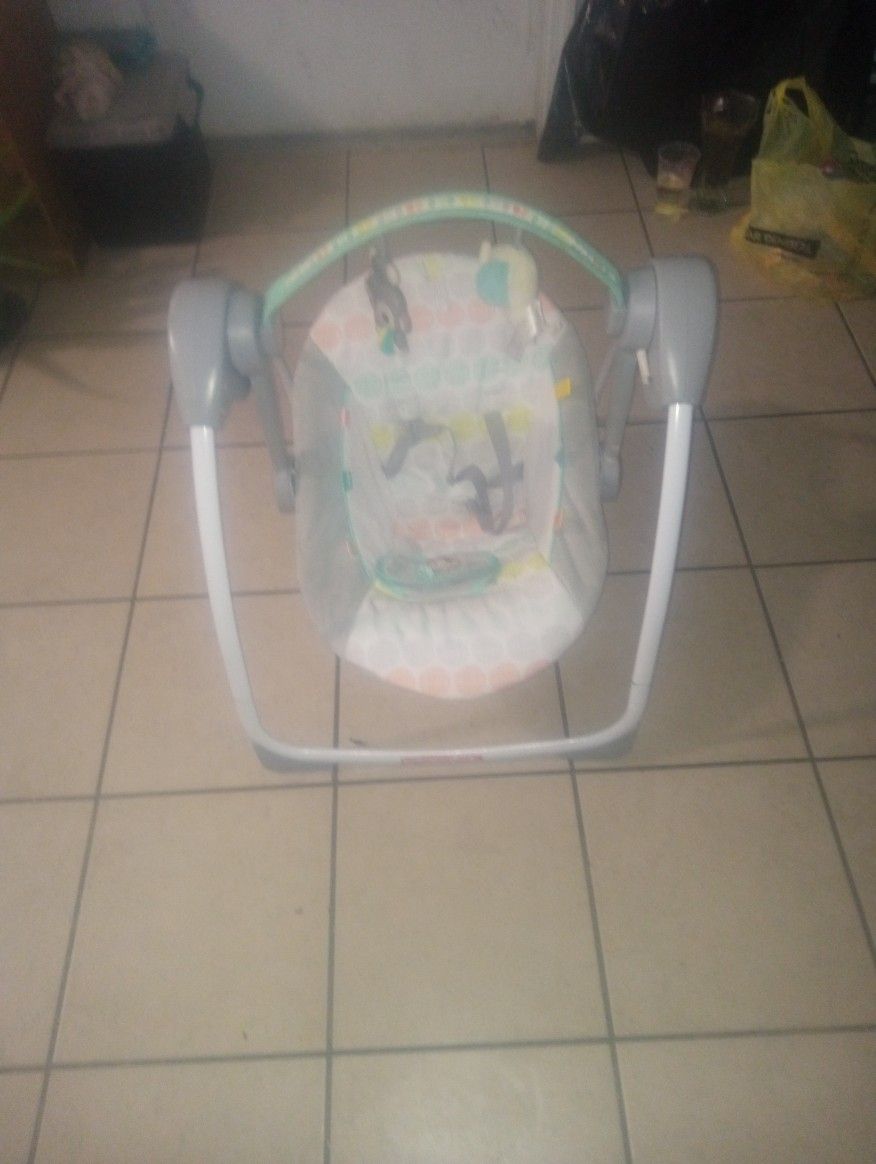 Baby Musical Swing