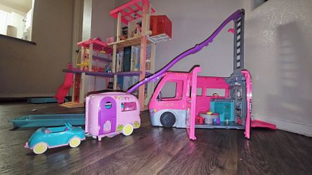 Barbie Camper Van