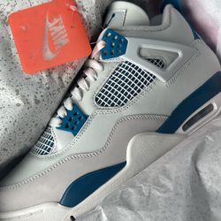 Jordan 4 Military Blue