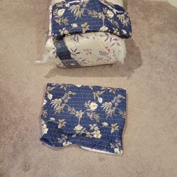 Comforter And Pillow Covers  King Size 
