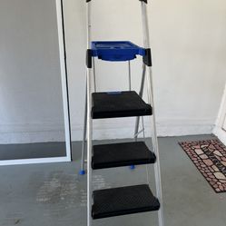 Kobalt Ladder 