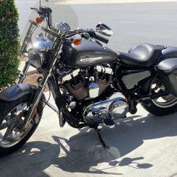 2016 Harley Davidson 1200 Custom Sportster