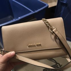 Michael Kors Cross Body 
