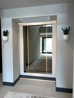 Mirror 